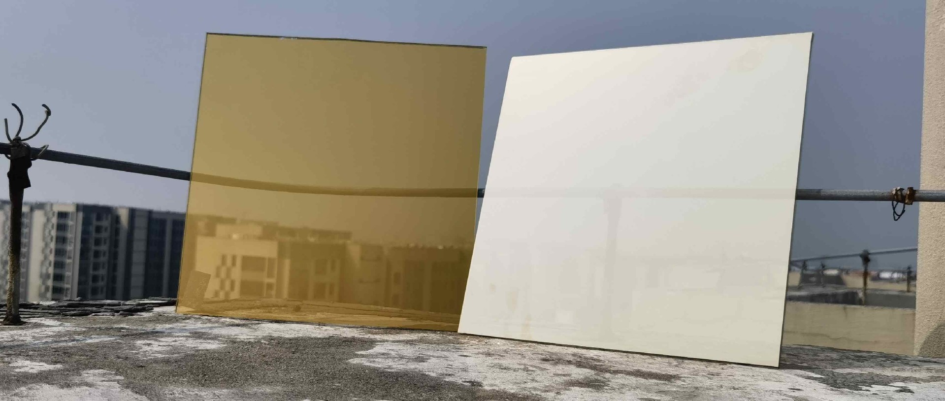 Golden Reflective Glass .jpg